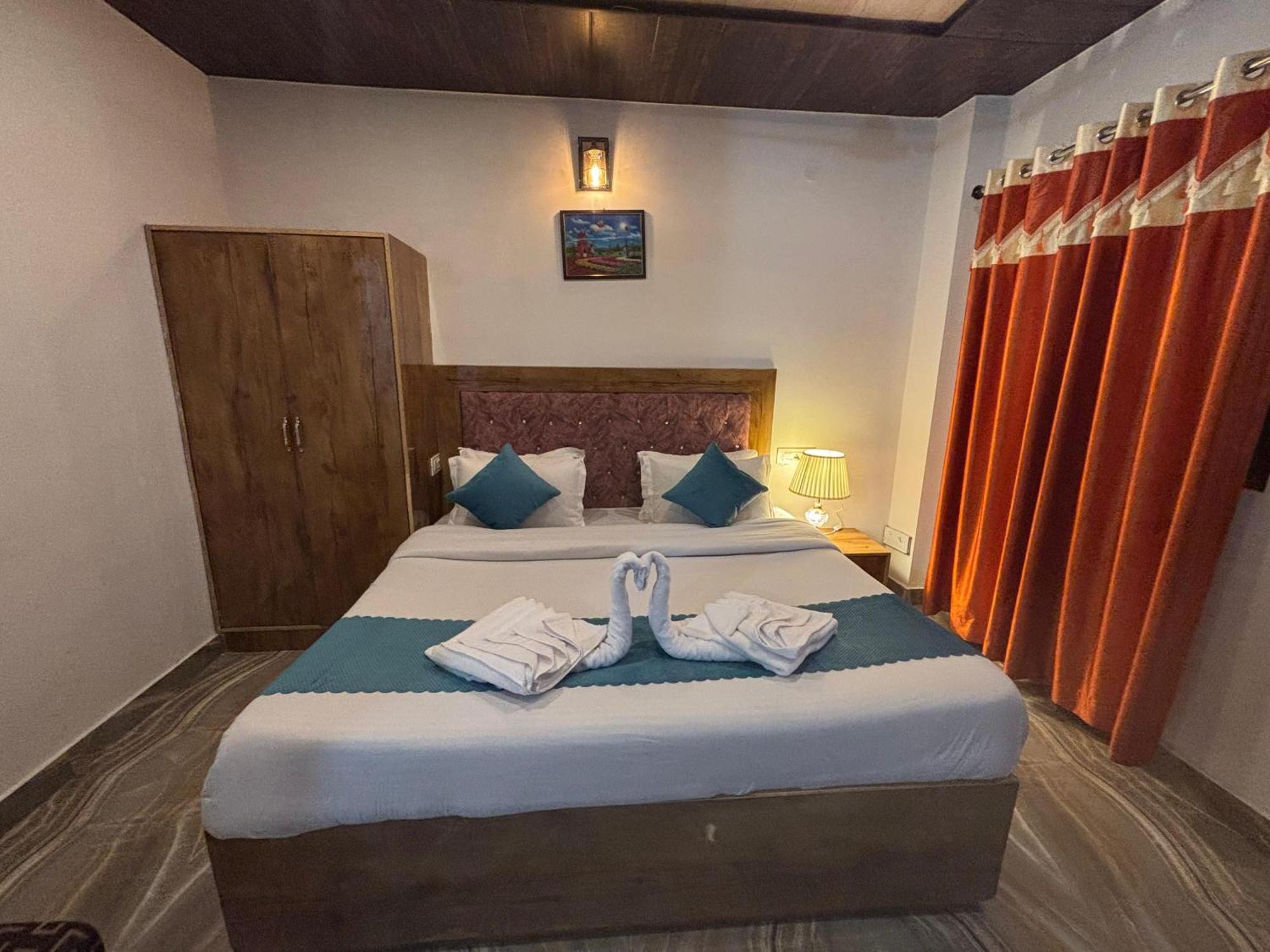 Vansathli I Near Mall Road I Open Garden & Rooftop I By Humble Homestay