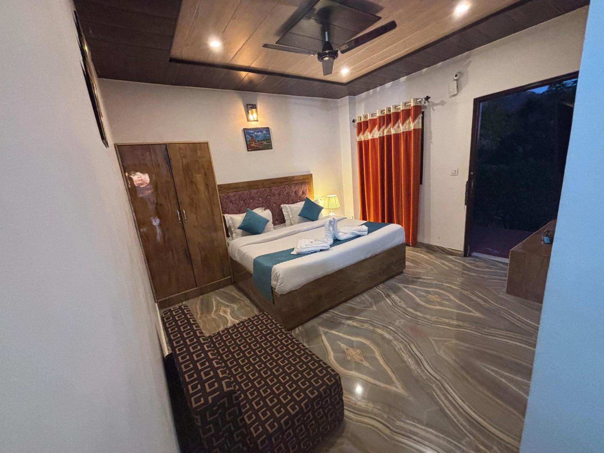 Vansathli I Near Mall Road I Open Garden & Rooftop I By Humble Homestay *