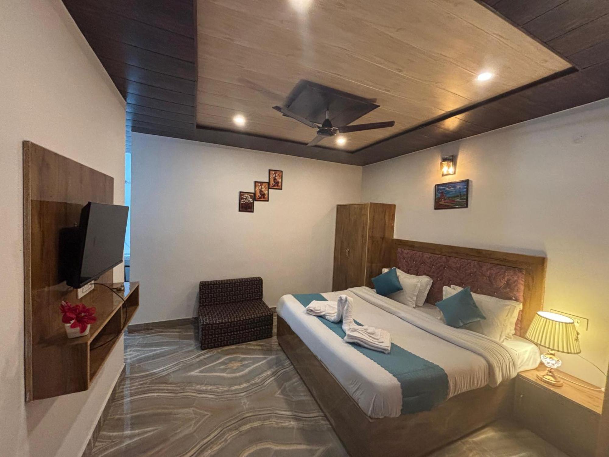 Vansathli I Near Mall Road I Open Garden & Rooftop I By Humble
