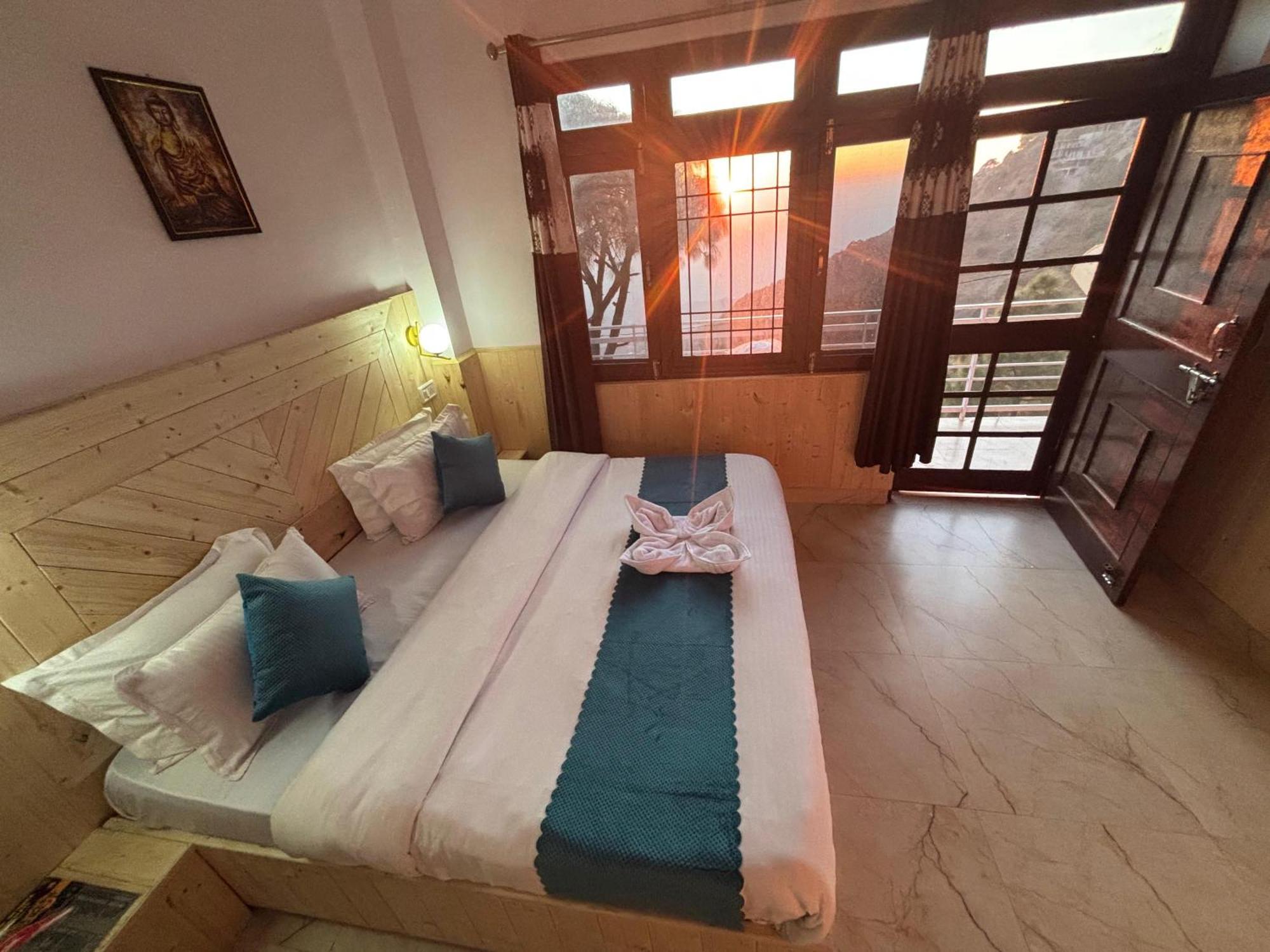 Vansathli I Near Mall Road I Open Garden & Rooftop I By Humble Homestay *